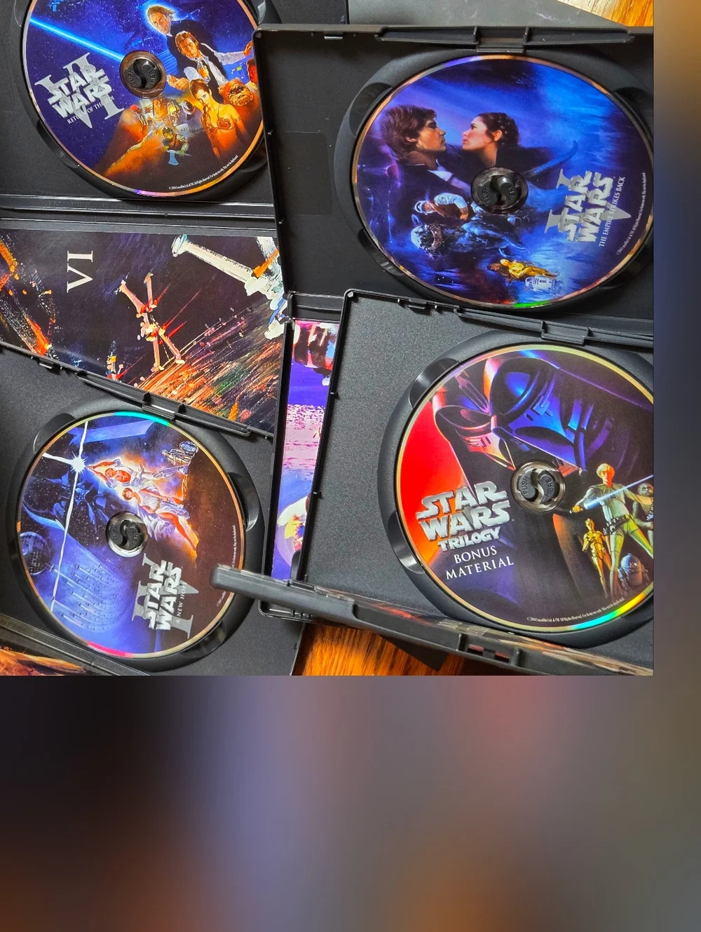 Star Wars Original Trilogy DVD Box Set - 4 Pack - Picture 16 of 16